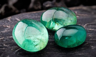 翡翠原石玻璃种 你知道翡翠原石玻璃种吗